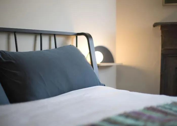 Top-Floor Covent Garden Flat